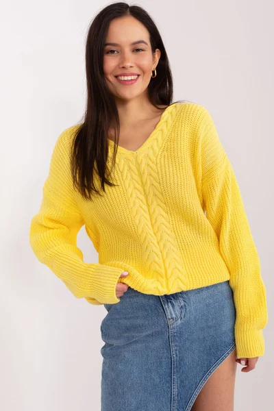 Žlutý dámský svetr s výstřihem do V FPrice