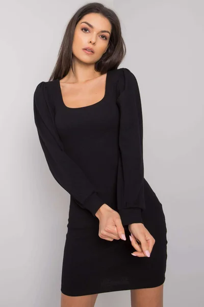 Černé dámské přiléhavé mini šaty s nabíranými rukávy Rue Paris