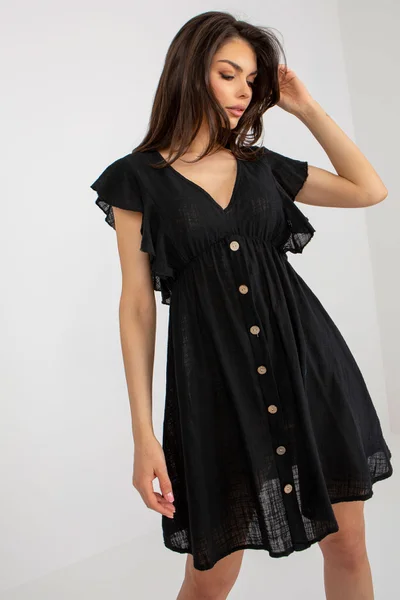 Černé áčkové propínací mini šaty FPrice