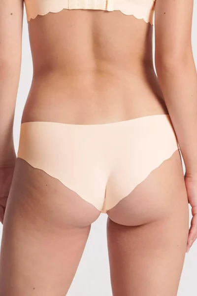 Neviditelné dámské tělové kalhotky bez švů Sloggi