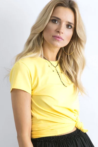 Klasické dámské žluté tričko FPrice