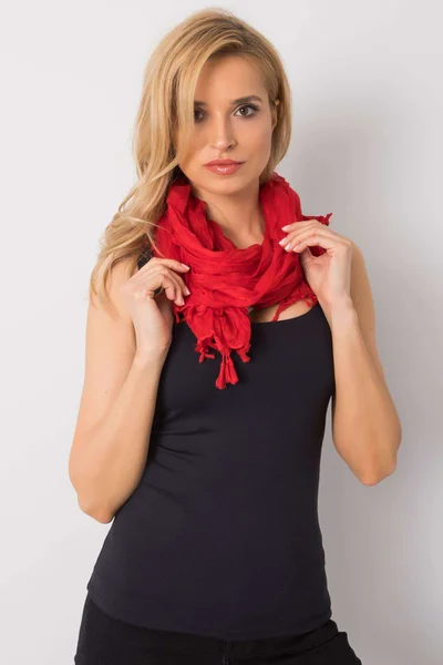 Dámský červený šátek s třásněmi FPrice
