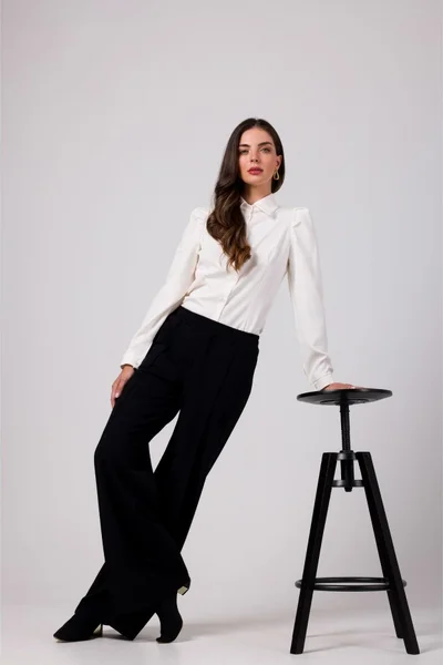 Široké dámské bavlněné kalhoty BeWear