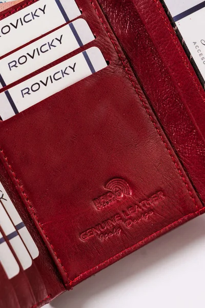 Elegantní lesklá dámská červená peněženka FPrice