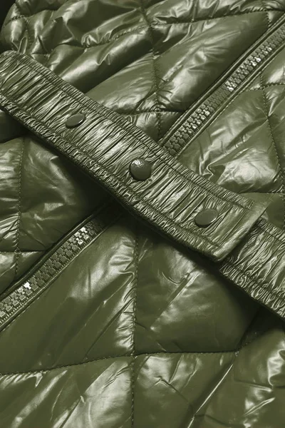 Zelená metalická delší bunda s páskem MHM