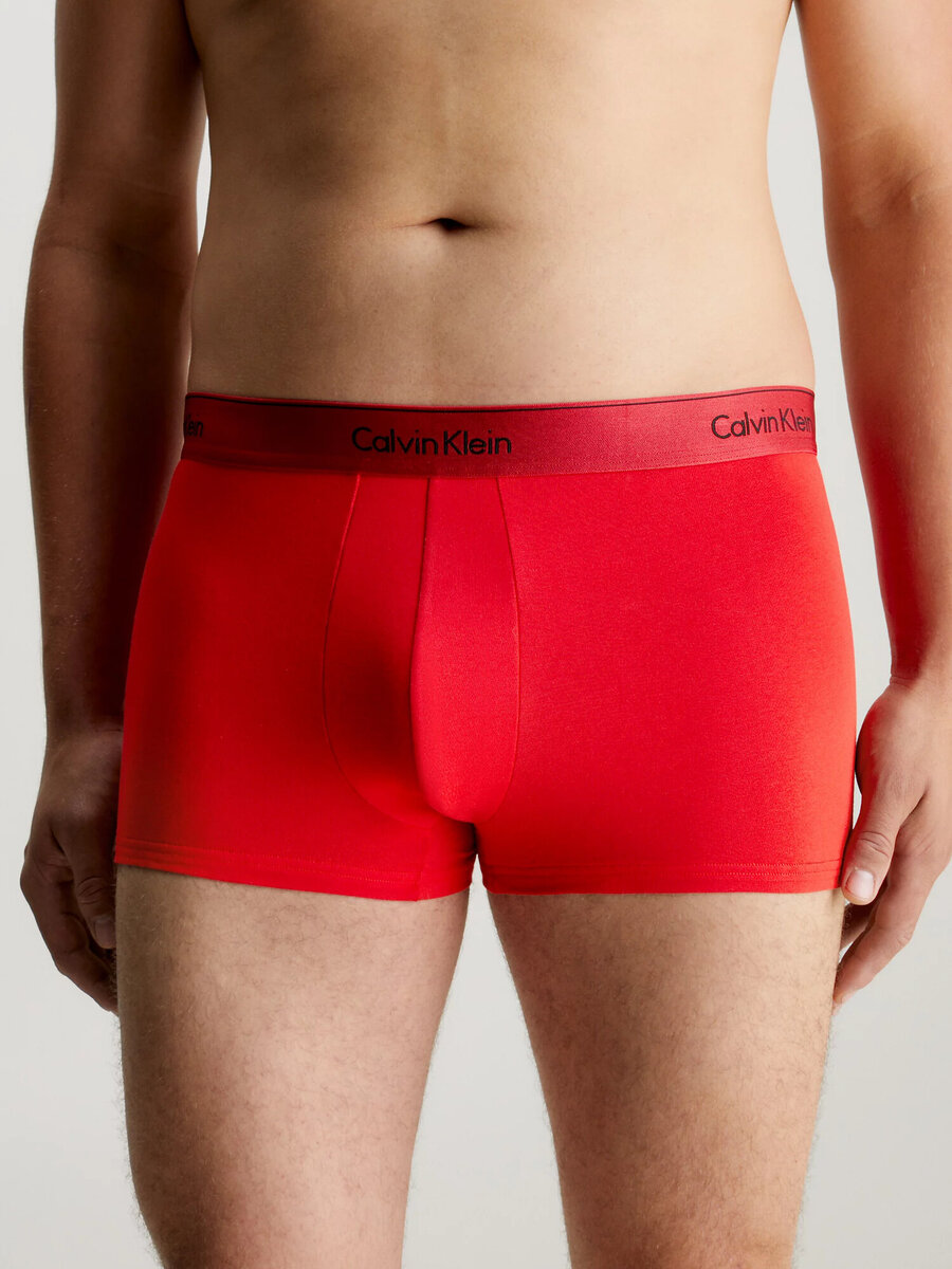 Červené bavlněné boxerky se středně vysokým pasem Calvin Klein, M i10_P66318_2:91_