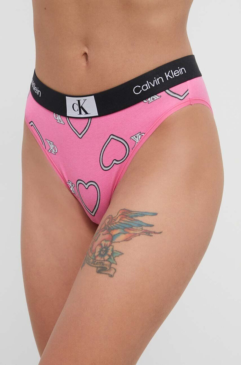 Světle růžové dámské bavlněné kalhotky se srdíčky Calvin Klein, S i10_P67032_2:92_