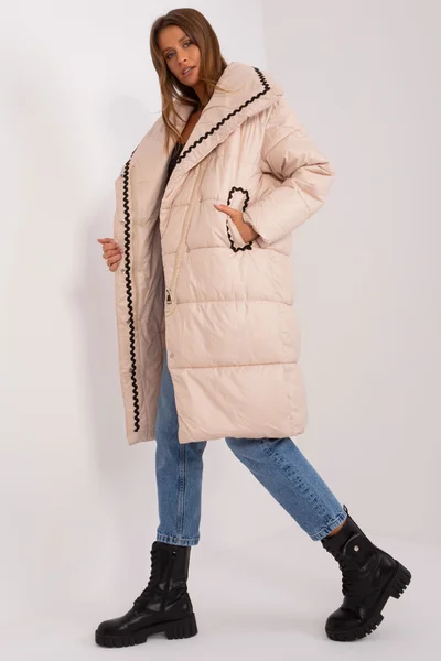 Béžový dámský prošívaný kabát s velkým límcem FPrice