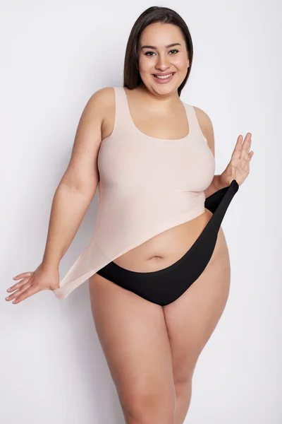 Plus size prodyšné dámské bezešvé kalhotky Julimex