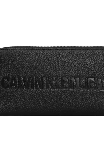 Dámská koženková peněženka v černé barvě Calvin Klein