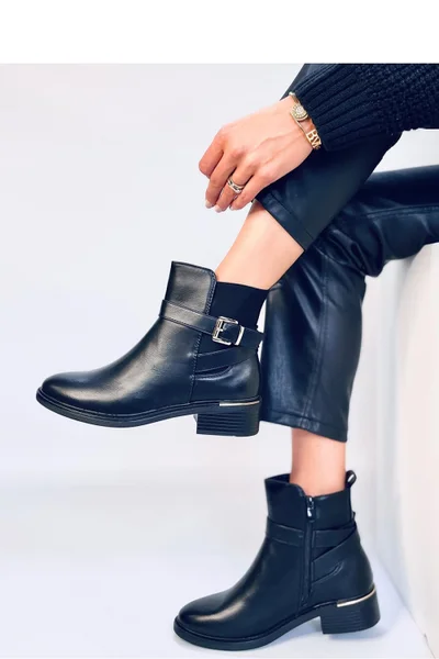 Černé kotníčkové dámské boty Inello