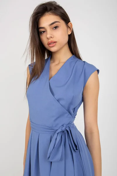 Dámské šaty zavinovací styl v modré barvě FPrice