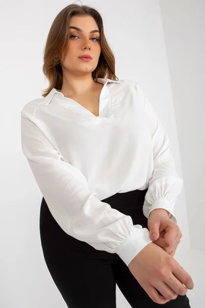 Elegantní bílá dámská halenka s límečkem FPrice