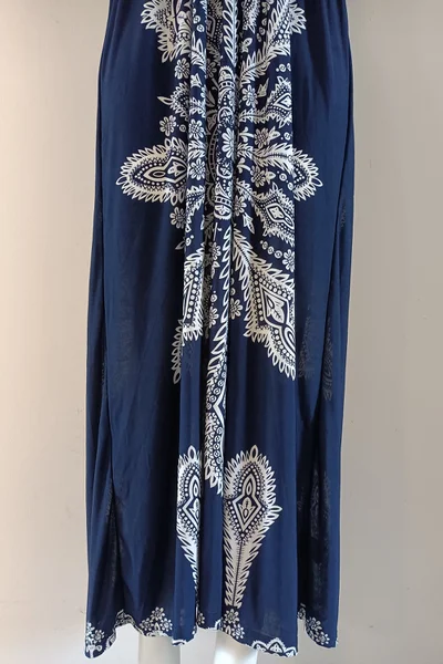 Tmavě modré vzorované šaty na pláž Gemini