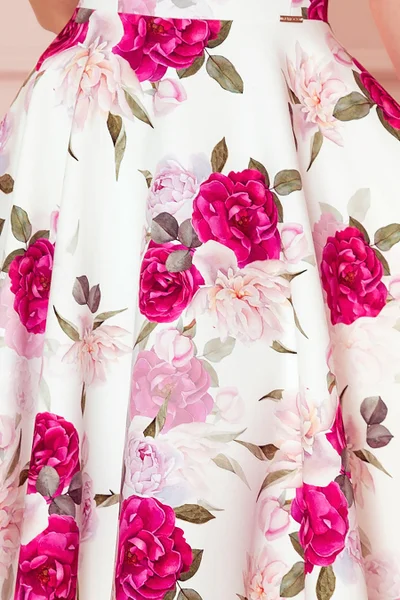 Romantické áčkové šaty s růžovými květy Numoco