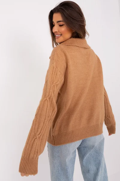 Hnědý dámský svetr s límečkem FPrice