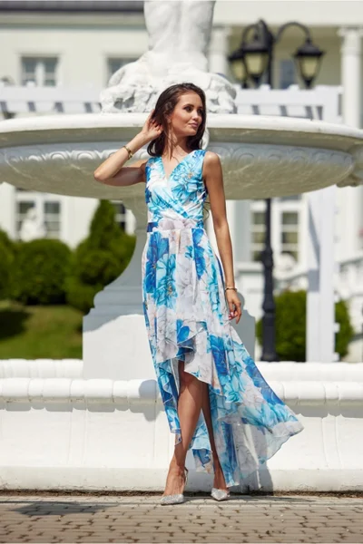 Modro-bílé dámské rozevláté asymetrické šaty Roco Fashion
