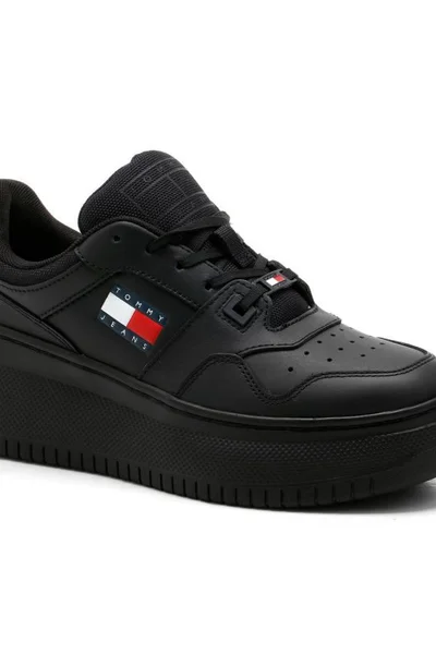 Černé dámské tenisky v retro stylu Tommy Hilfiger