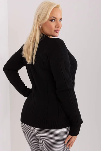 Dámský pulovr v černé barvě s výstřihem do V Factory Price plus size