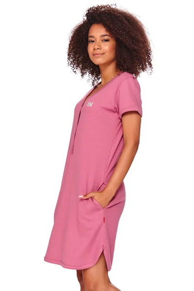 Růžová dámská noční košilka s knoflíčky DOCTOR NAP