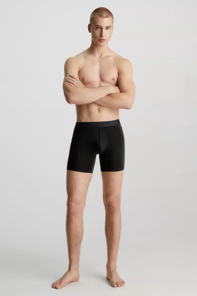 Černé pánské boxerky s delší nohavičkou Calvin Klein 3ks