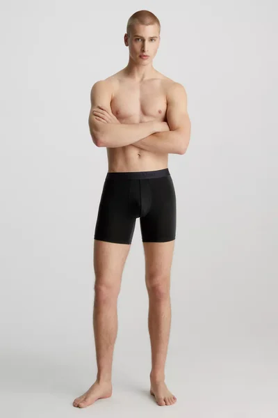 Černé pánské boxerky s delší nohavičkou Calvin Klein 3ks