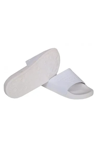 Bílé pantofle Emporio Armani X3PS02