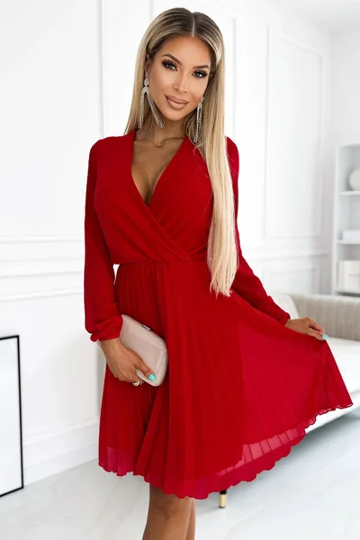 Elegantní červené dámské šaty s plisovanou sukní Numoco