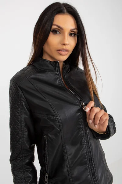 Dámská koženková bunda v černé barvě FPrice