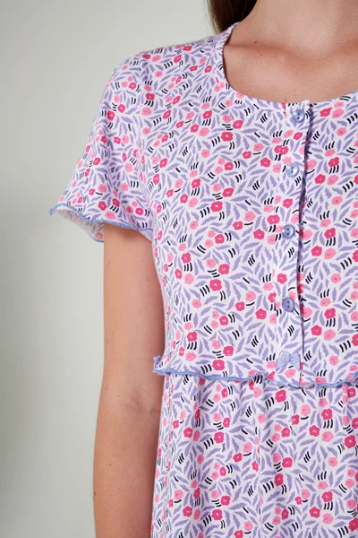Plus size lila vzorovaná dámská midi noční košile Vamp