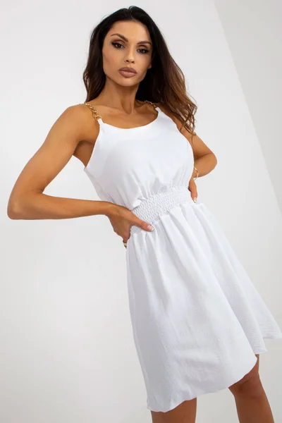 Bílé mini šaty s řetízkovými ramínky Lakerta