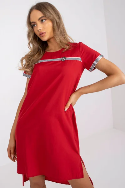 Červené asymetrické šaty s krátkými rukávy Lakerta