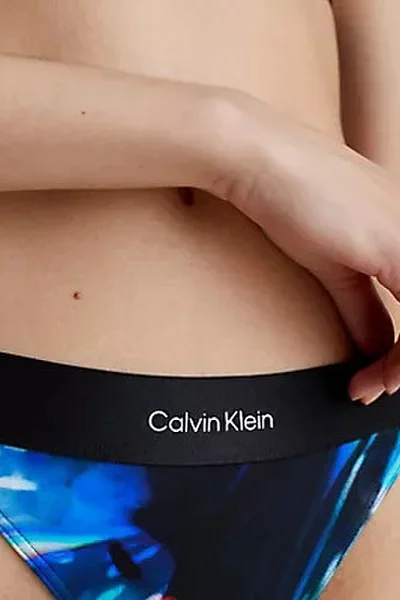 Tmavě modré vzorované plavkové kalhotky Calvin Klein