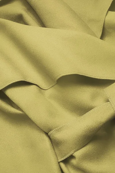 Minimalistický dámský kabát v olivové barvě R580 MADE IN ITALY (v barvě Zelená)