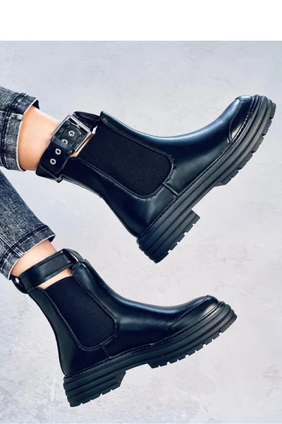 Černé dámské koženkové kotníčkové boty Inello