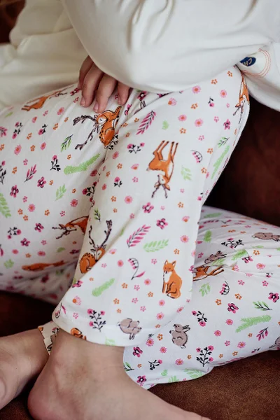Bavlněné dívčí pyžamo s barevným potiskem Taro