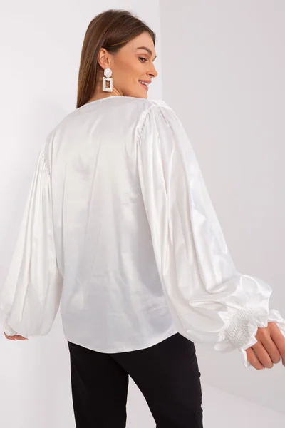 Bílá saténová dámská košile s nabíranými rukávy FPrice