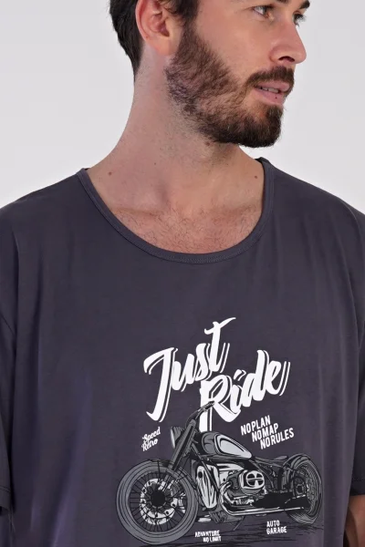 Pohodlná pánská noční košile s motivem Just Ride Cool Comics