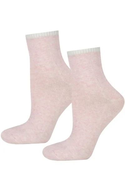 Světle růžové dámské bavlněné ponožky Soxo