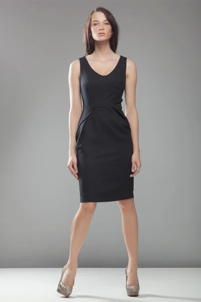 Elegantní černé pouzdrové šaty Nife