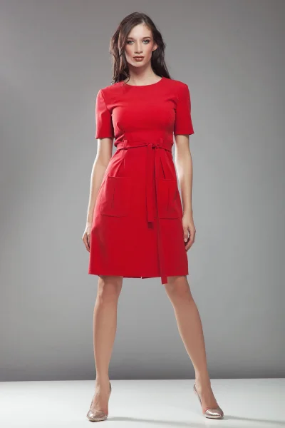 Dámské červené šaty ke kolenům se zúženým pasem Nife