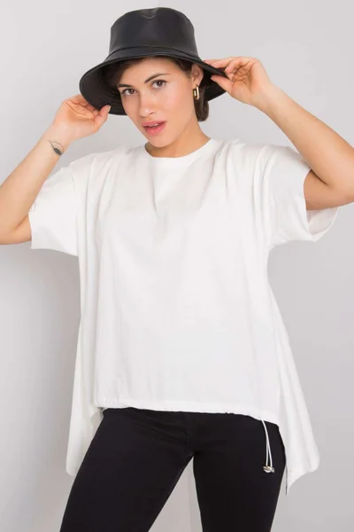 Dámské asymetrické oversize tričko v bílé barvě Rue Paris