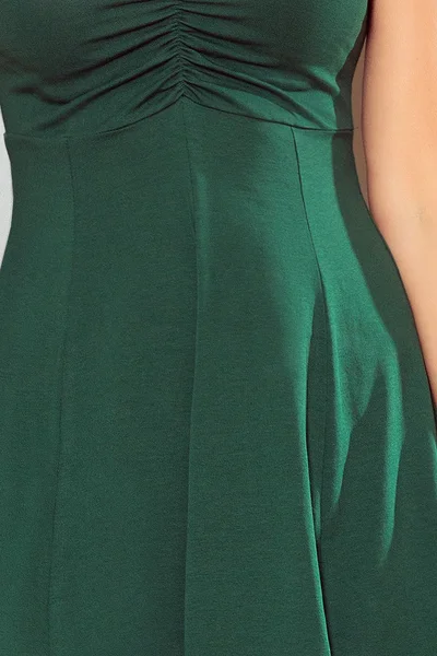Rozšířené lahvově zelené šaty Numoco 7248170