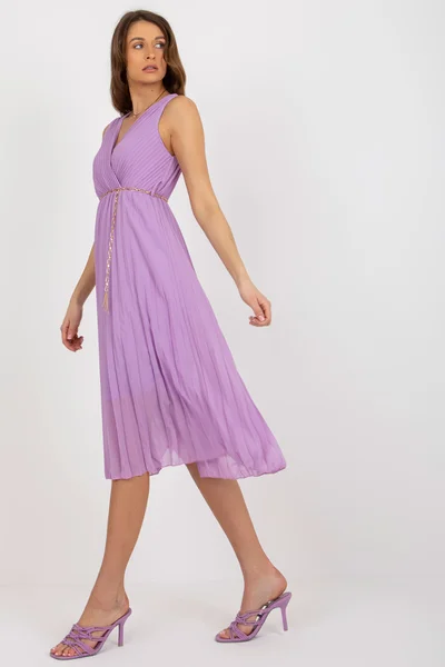 Lila dámské šaty s plisovanou sukní FPrice