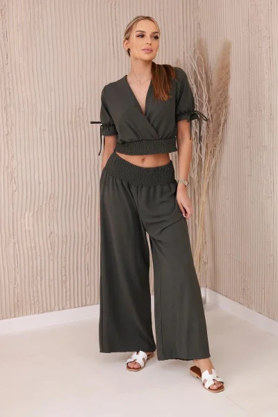 Khaki letní vzdušný dámský komplet crop top a široké kalhoty Kesi