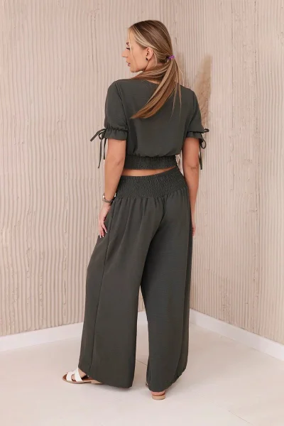 Khaki letní vzdušný dámský komplet crop top a široké kalhoty Kesi