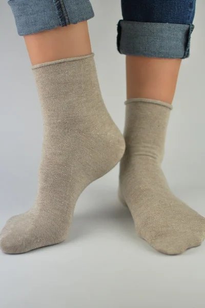 Měkké dámské ponožky bez lemu Noviti