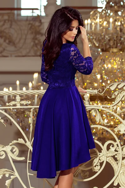 Modré exkluzivní šaty s delším zadním dílem a krajkovým výstřihem Numoco 210-4