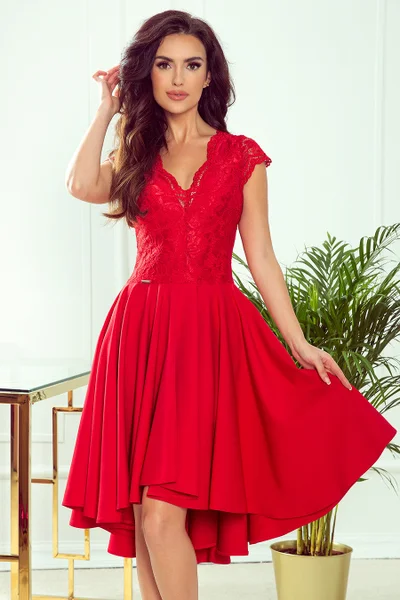 Červené dámské šaty s delším zadním dílem a krajkovým výstřihem Numoco 300-2