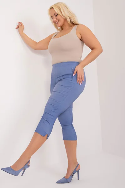 Světle modré dámské plus size 3/4 kalhoty FPrice